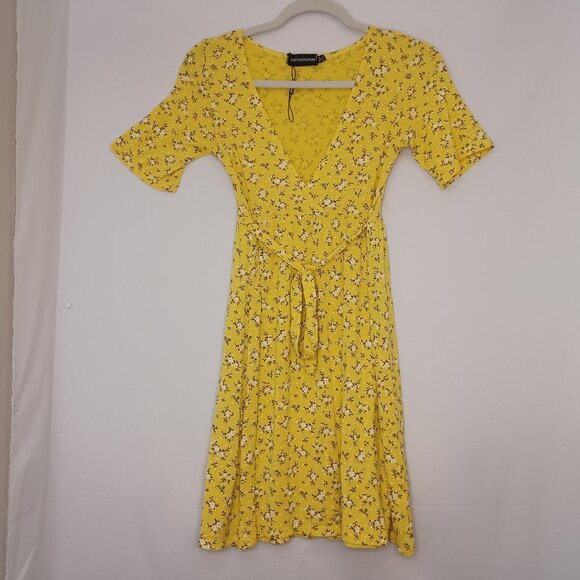 Women's PrettyLittleThing Yellow Floral Spring Mini Dress Size 4 - Picture 1 of 9